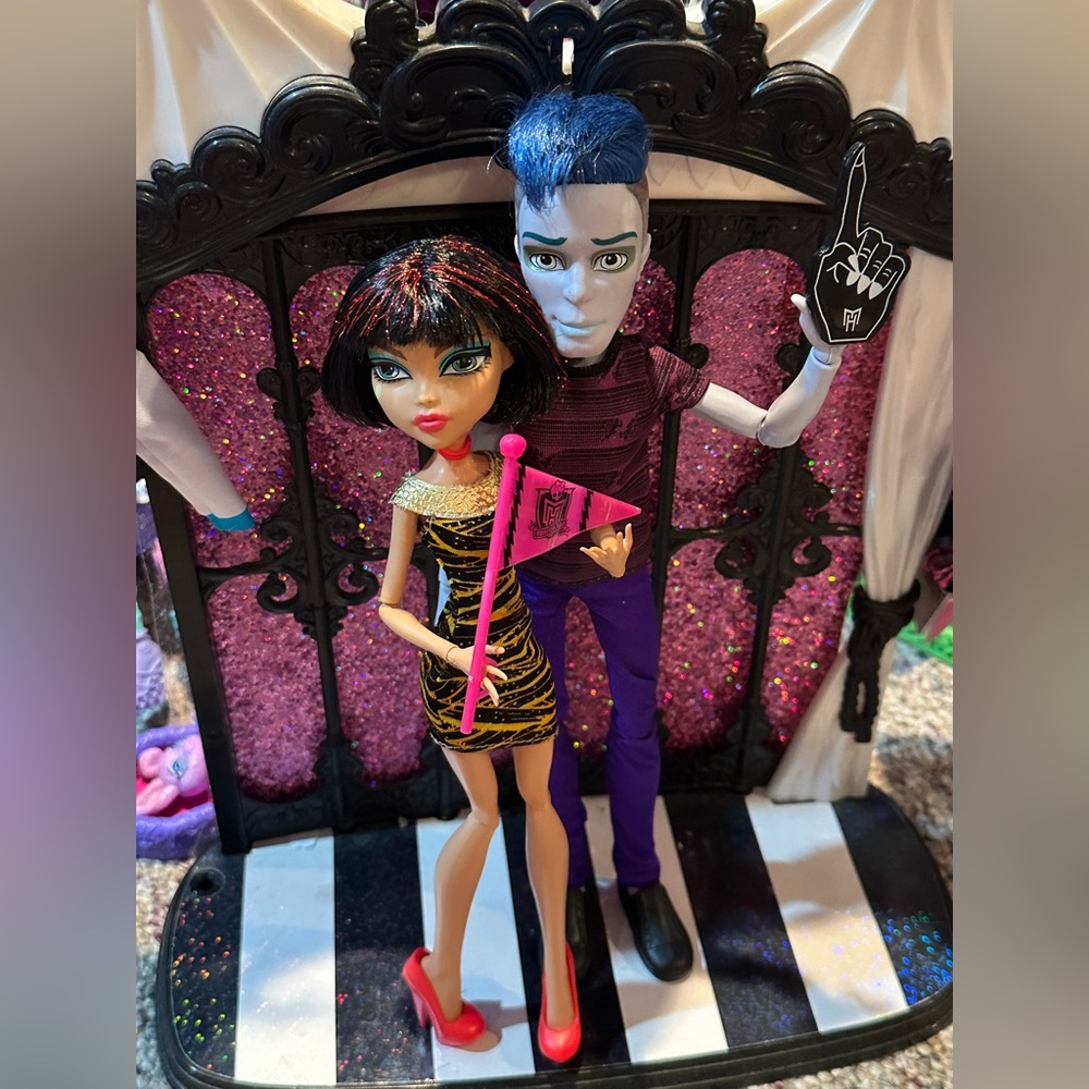 Monster High Student Disembody Council Cleo and Slo-man